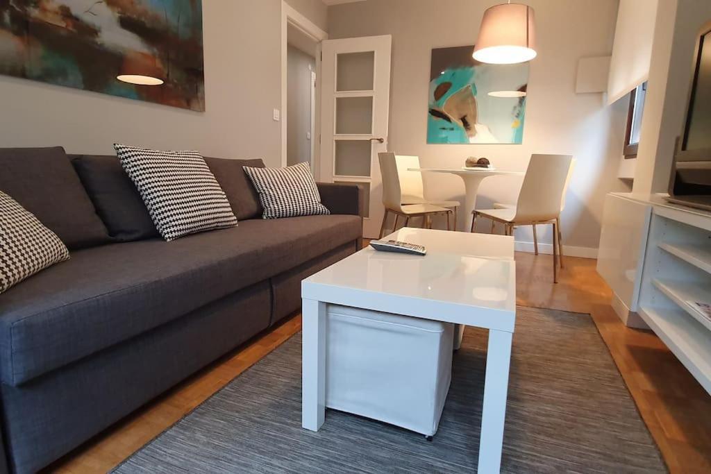 Moderno Apartamento En El Centro. El Carmen Wifi Gijón Exteriör bild